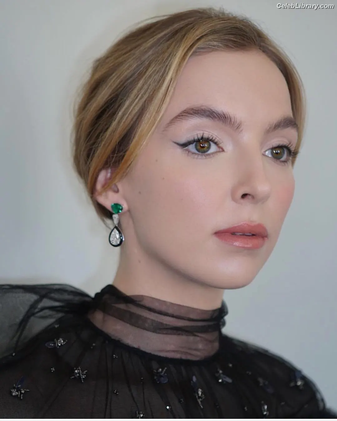 Jodie Comer photo 20 of 340