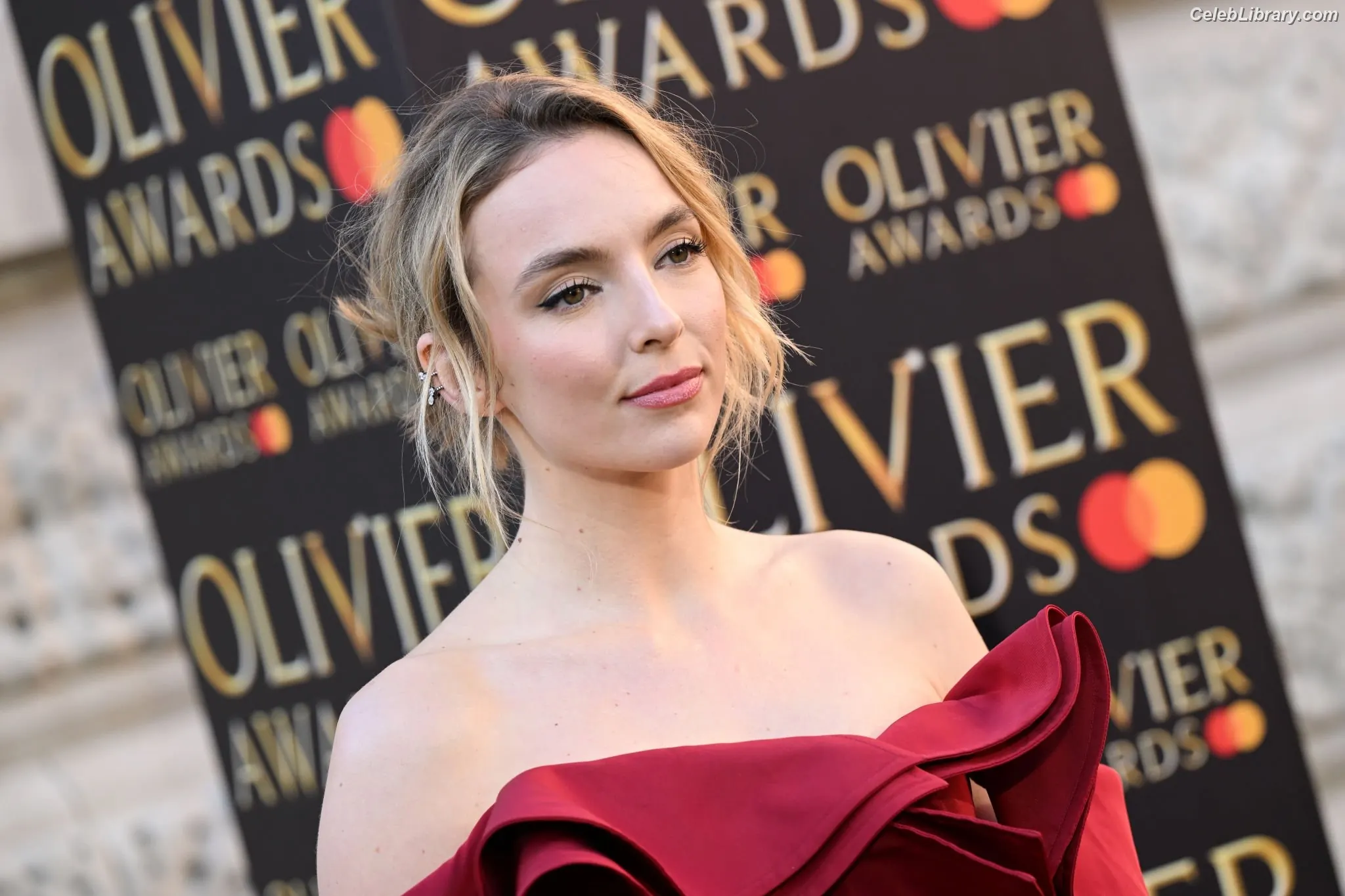 Jodie Comer photo 24 of 340