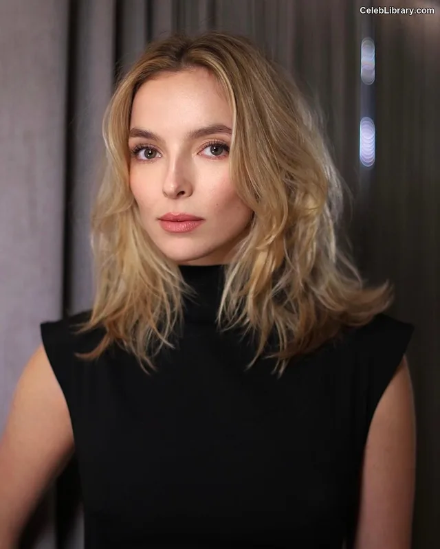 Jodie Comer photo 6 of 340