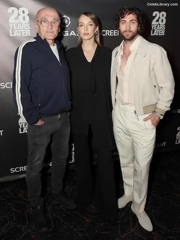 Jodie Comer photo 24 of 340