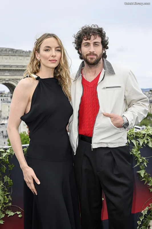 Jodie Comer photo 2 of 340
