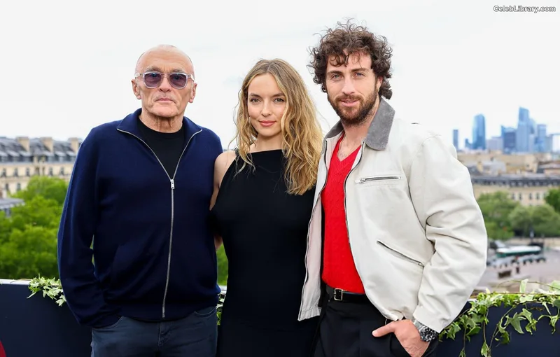 Jodie Comer photo 3 of 340