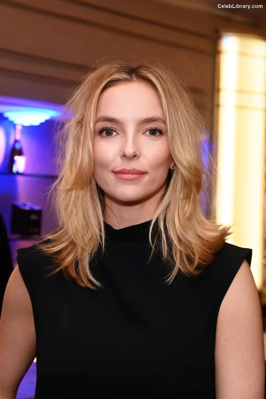 Jodie Comer photo 8 of 340