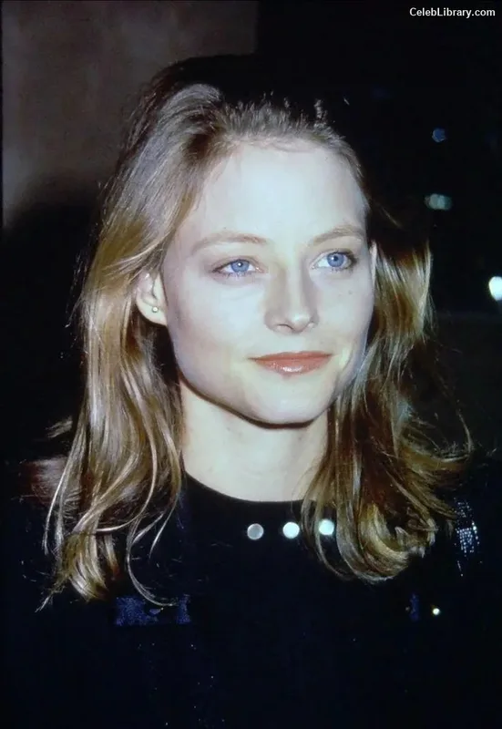Jodie Foster photo 1 of 64