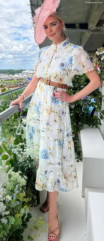 Jodie Kidd photo 10 of 28