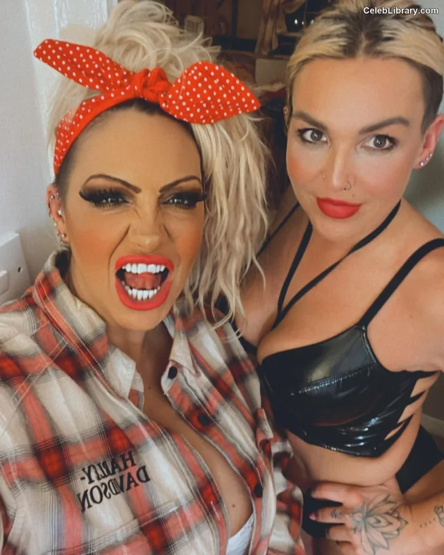 Jodie Marsh photo 24 of 342