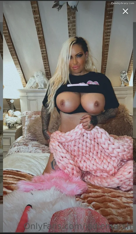 Jodie Marsh photo 15 of 342