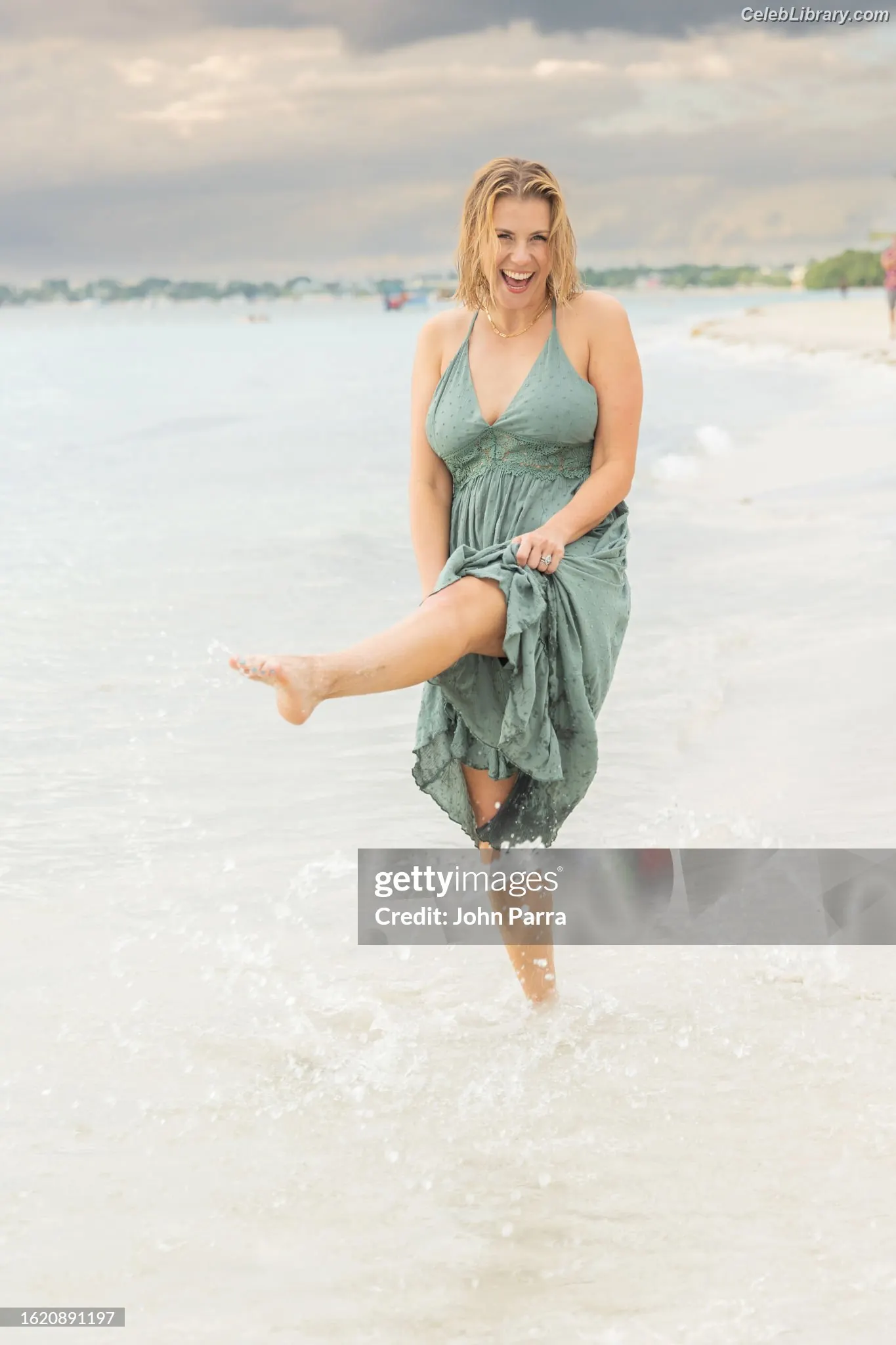 Jodie Sweetin photo 15 of 154
