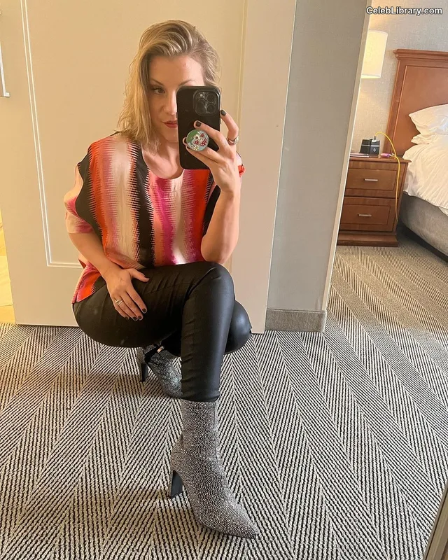 Jodie Sweetin photo 21 of 151