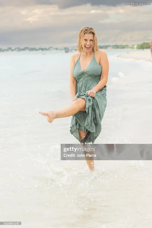 Jodie Sweetin photo 24 of 151