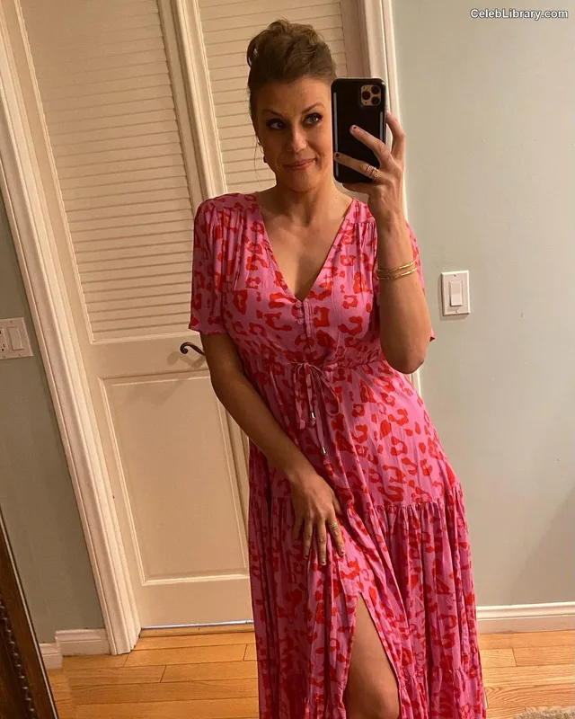 Jodie Sweetin photo 23 of 151