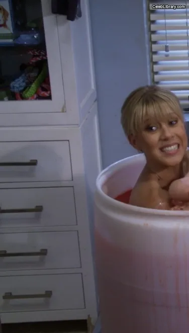 Jodie Sweetin photo 2 of 151