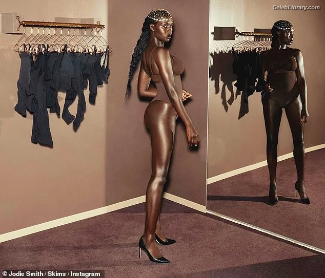 Jodie Turner-Smith photo 1 of 210
