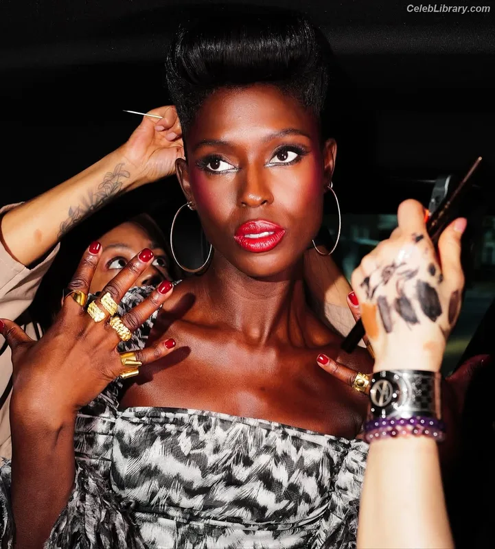 Jodie Turner-Smith photo 17 of 210