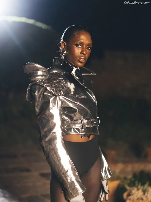Jodie Turner-Smith photo 20 of 210