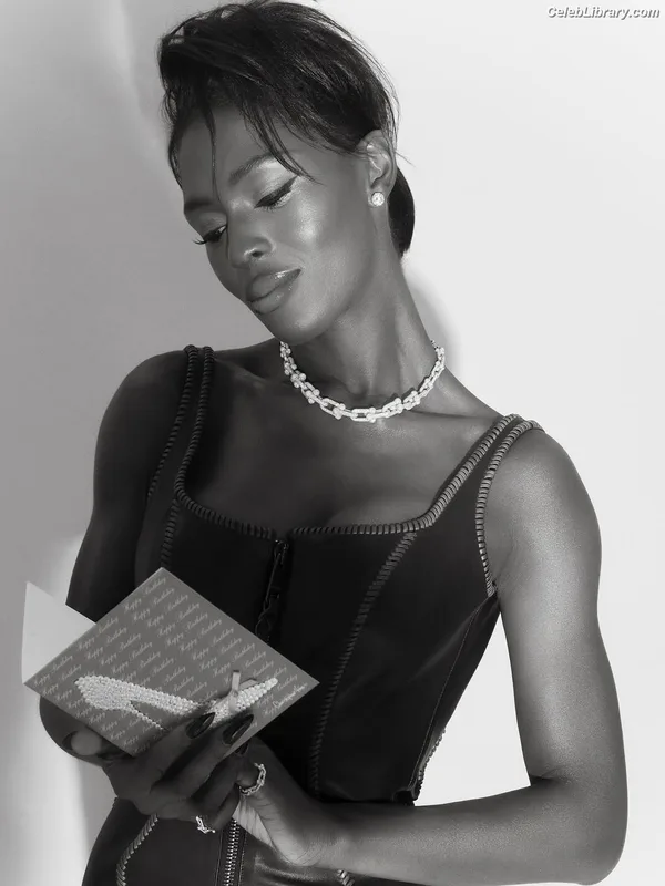 Jodie Turner-Smith photo 2 of 210