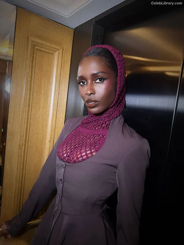 Jodie Turner-Smith photo 6 of 210