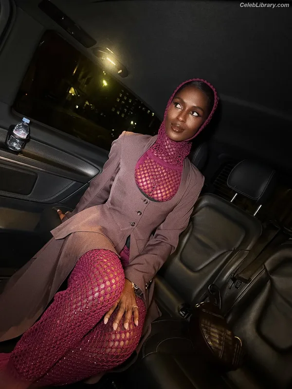 Jodie Turner-Smith photo 9 of 210