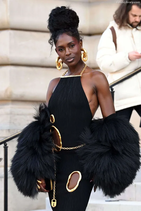 Jodie Turner-Smith photo 2 of 210