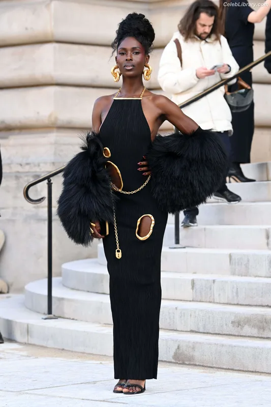 Jodie Turner-Smith photo 3 of 210