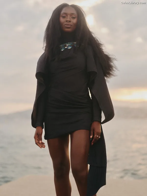 Jodie Turner-Smith photo 6 of 210