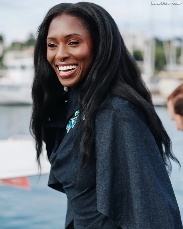 Jodie Turner-Smith photo 17 of 210