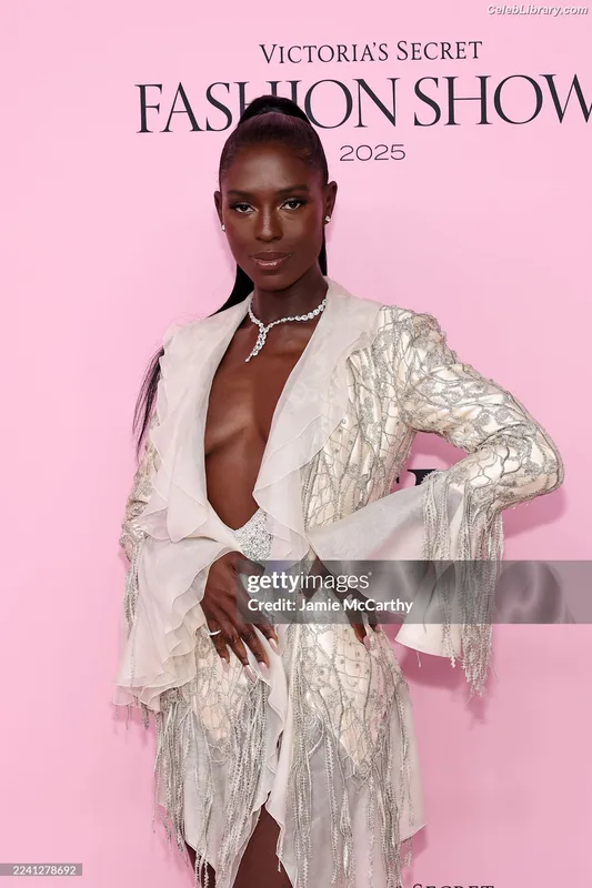 Jodie Turner-Smith photo 12 of 210