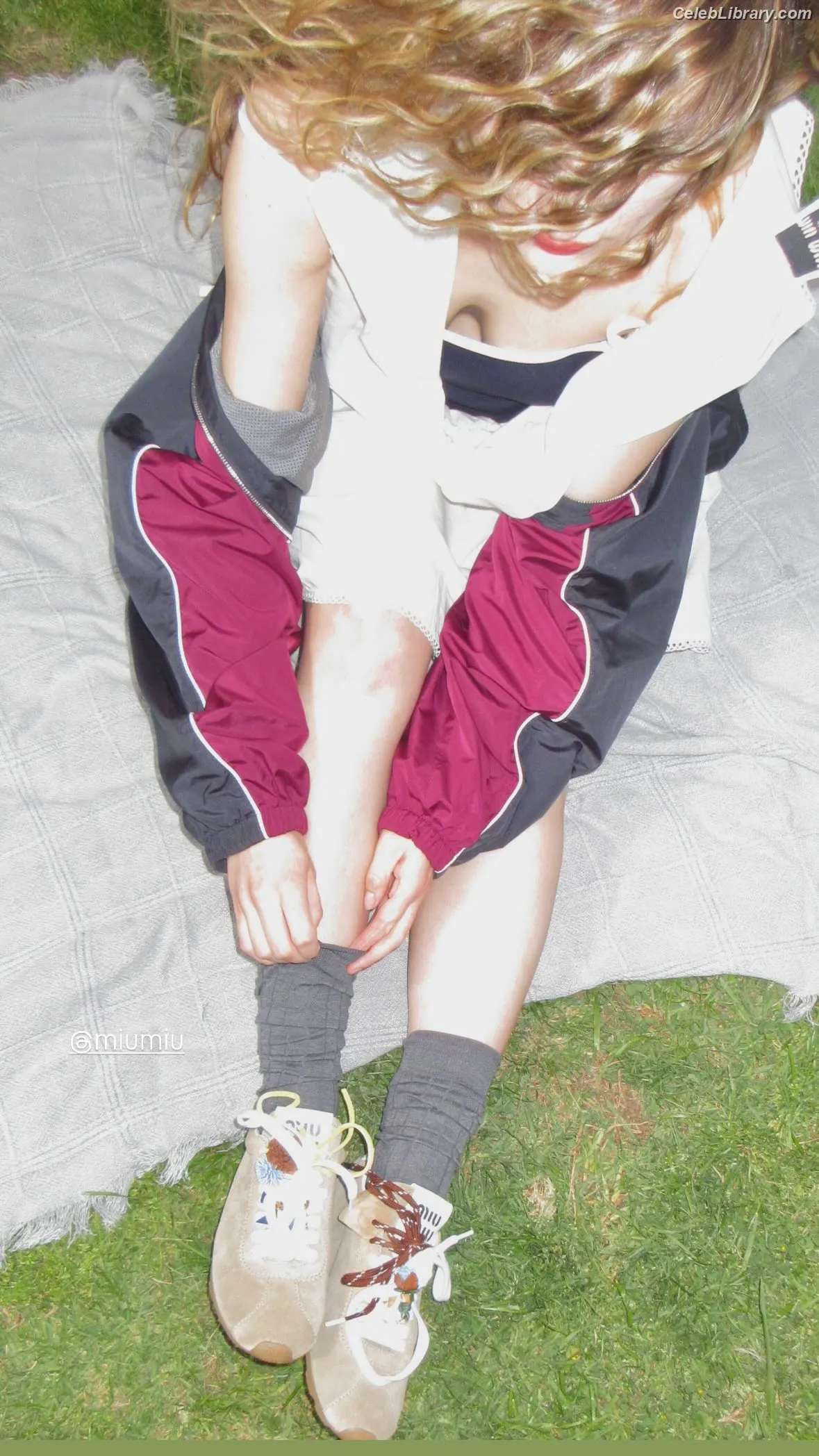 Joey King photo 11 of 1504