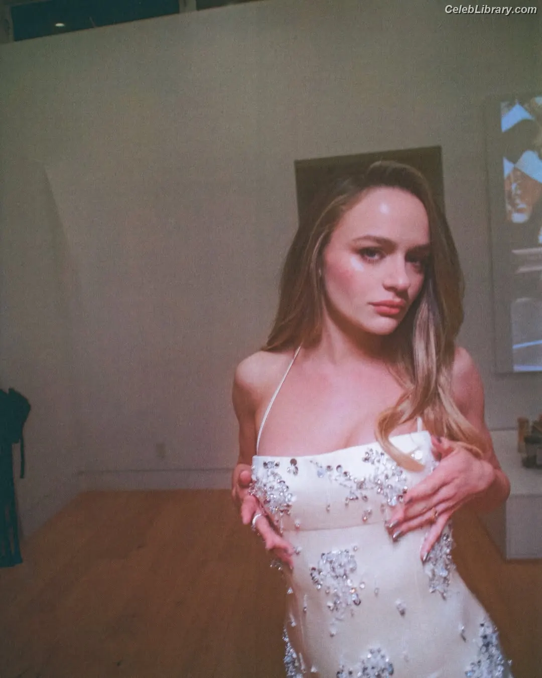 Joey King photo 15 of 1504