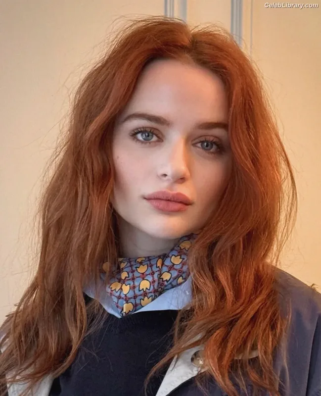 Joey King photo 8 of 1505