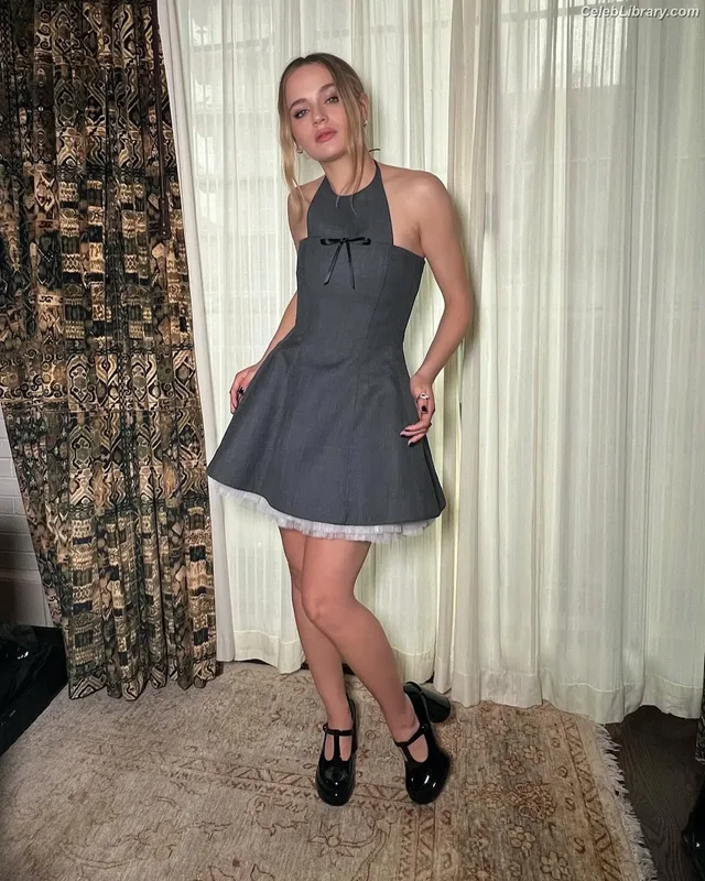Joey King photo 24 of 1505