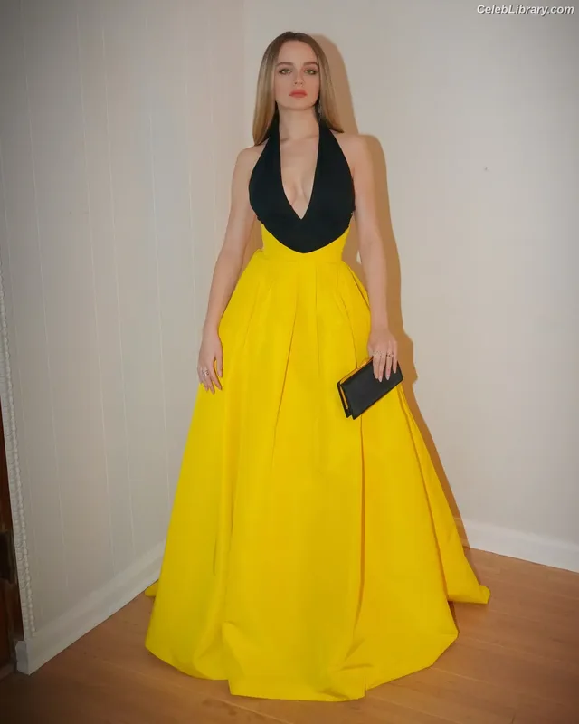 Joey King photo 5 of 1505