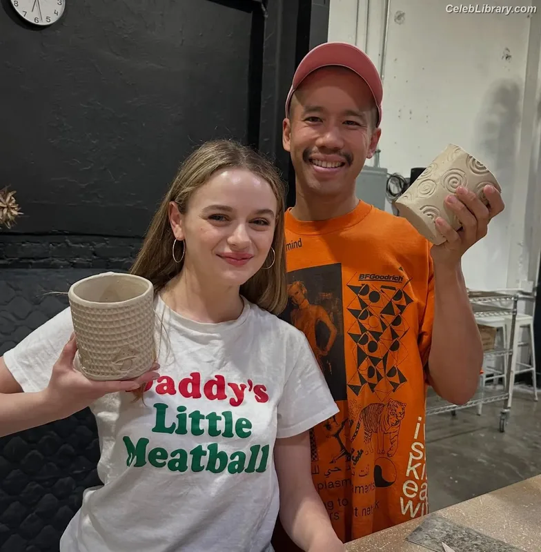 Joey King photo 8 of 1505