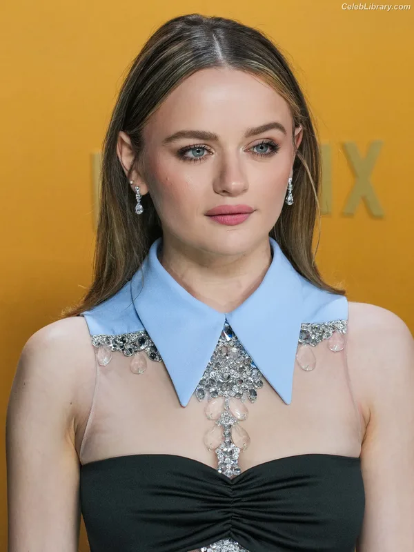 Joey King photo 16 of 1505