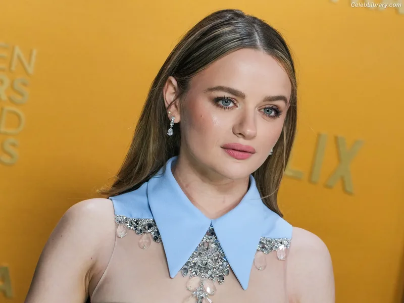 Joey King photo 20 of 1505