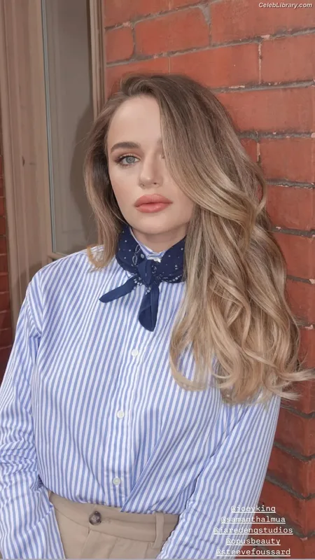 Joey King photo 12 of 1505