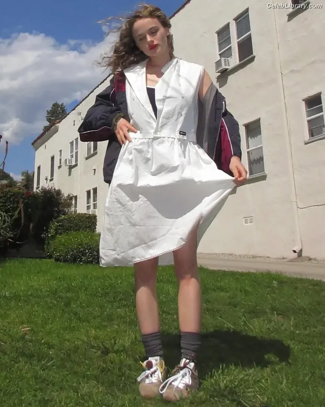 Joey King photo 20 of 1505