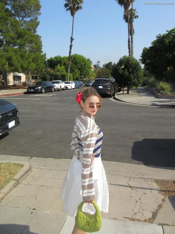 Joey King photo 17 of 1505