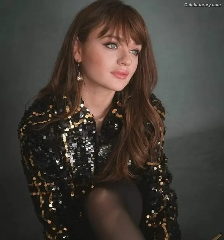 Joey King photo 20 of 1505
