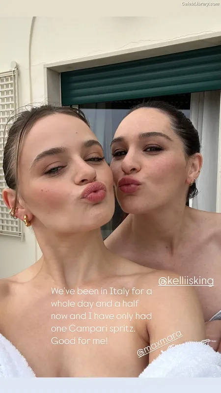 Joey King photo 6 of 1505