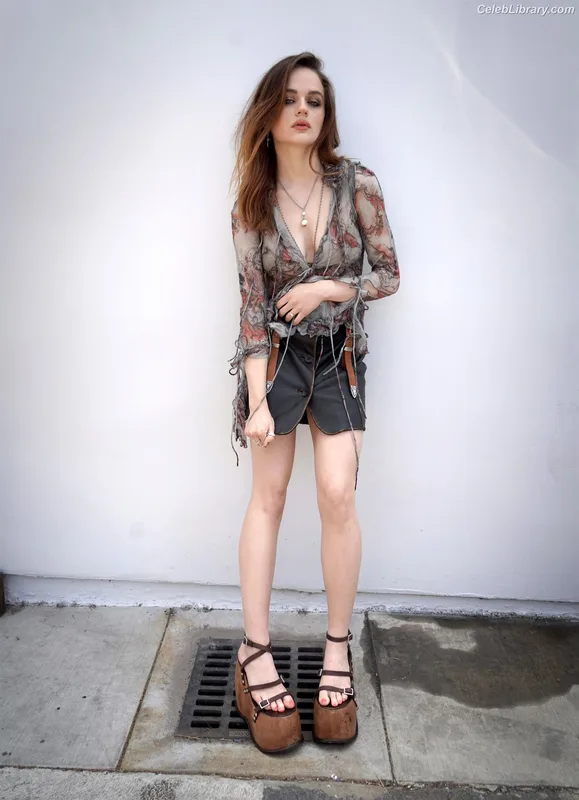 Joey King photo 22 of 1505