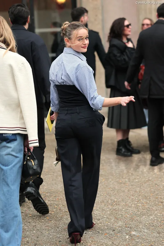 Joey King photo 15 of 1505