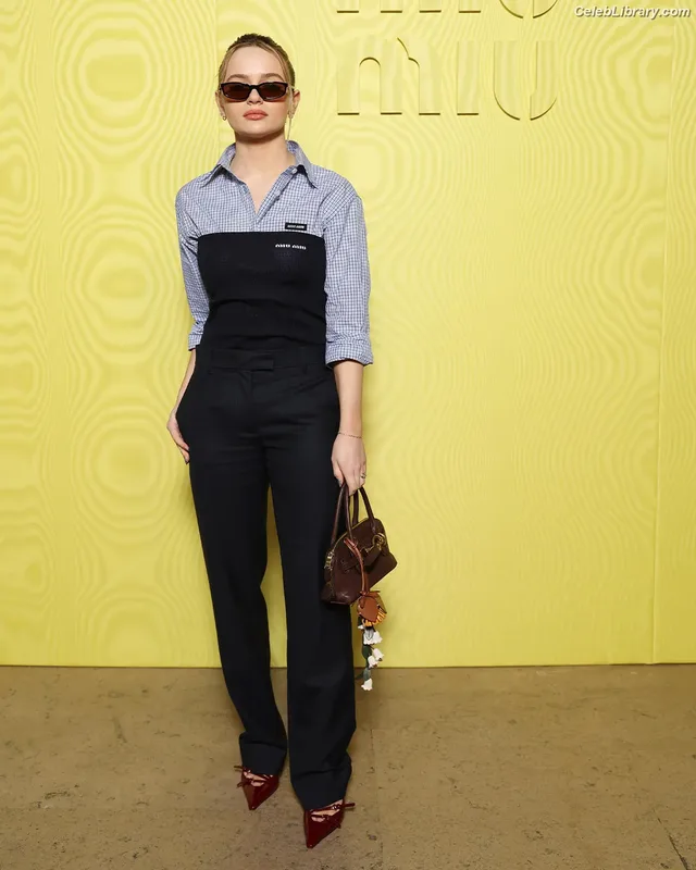 Joey King photo 18 of 1505