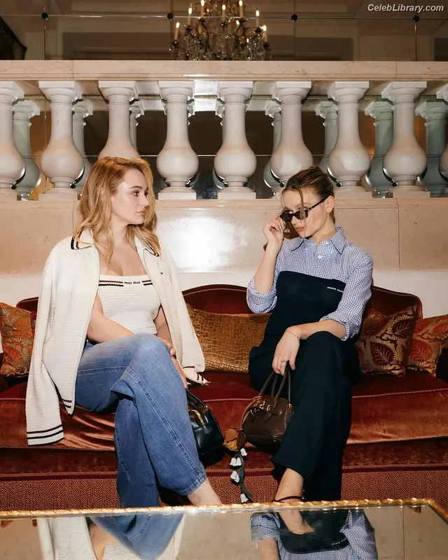 Joey King photo 16 of 1505