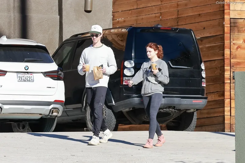 Joey King photo 24 of 1505