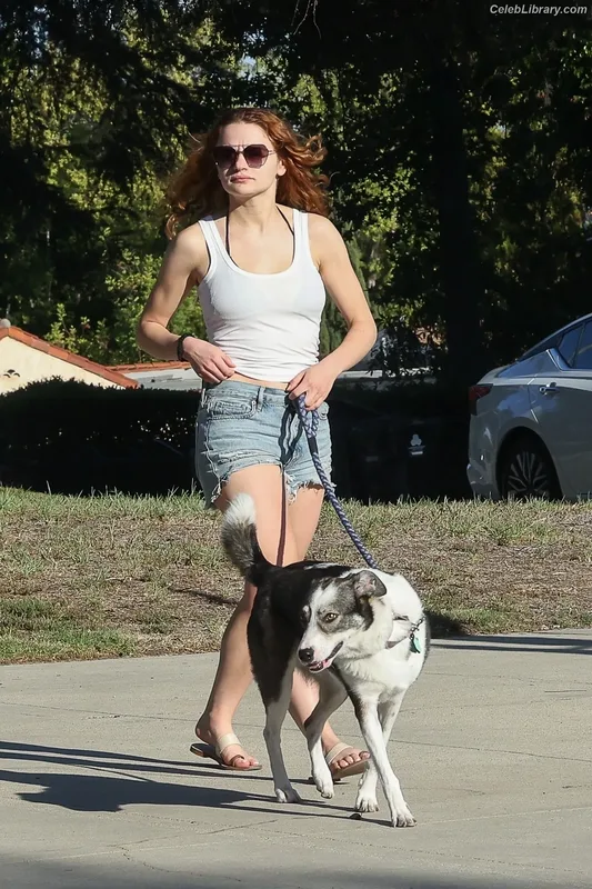 Joey King photo 15 of 1505