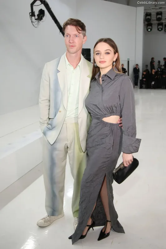 Joey King photo 11 of 1505