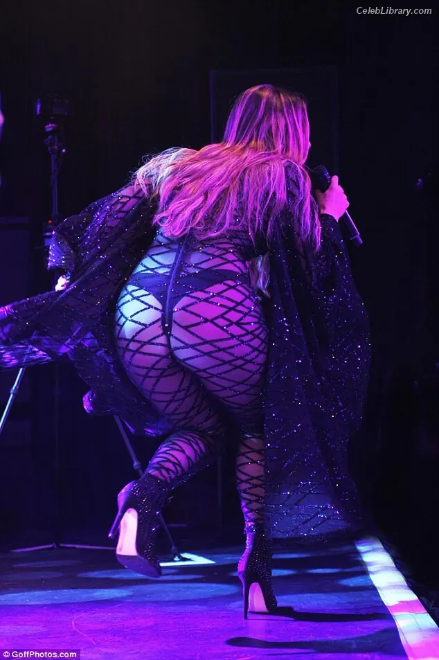 Jojo Levesque photo 21 of 403