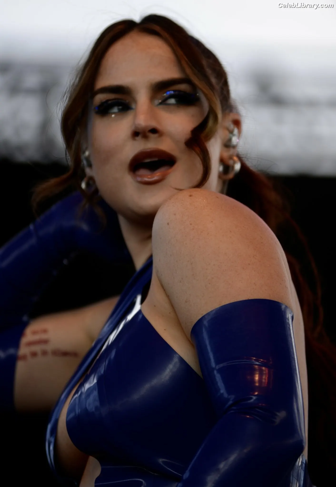 Jojo Levesque photo 22 of 403
