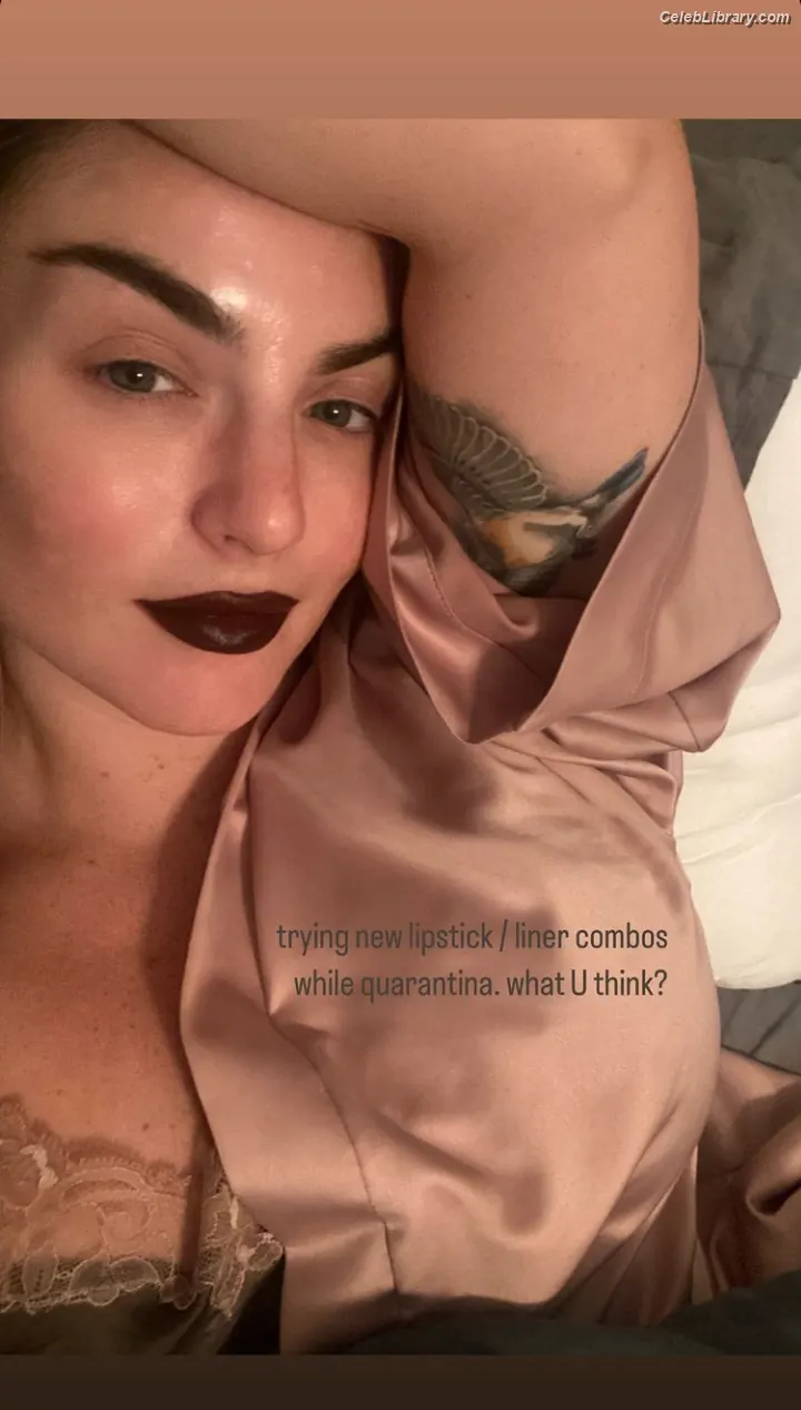 Jojo Levesque photo 12 of 403